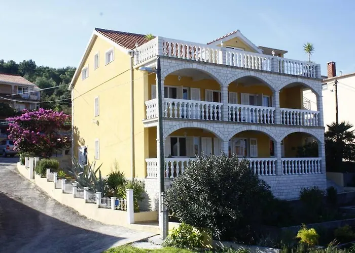 Karmen 2 Apartment Trogir