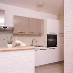 Karmen 2 Apartmán *